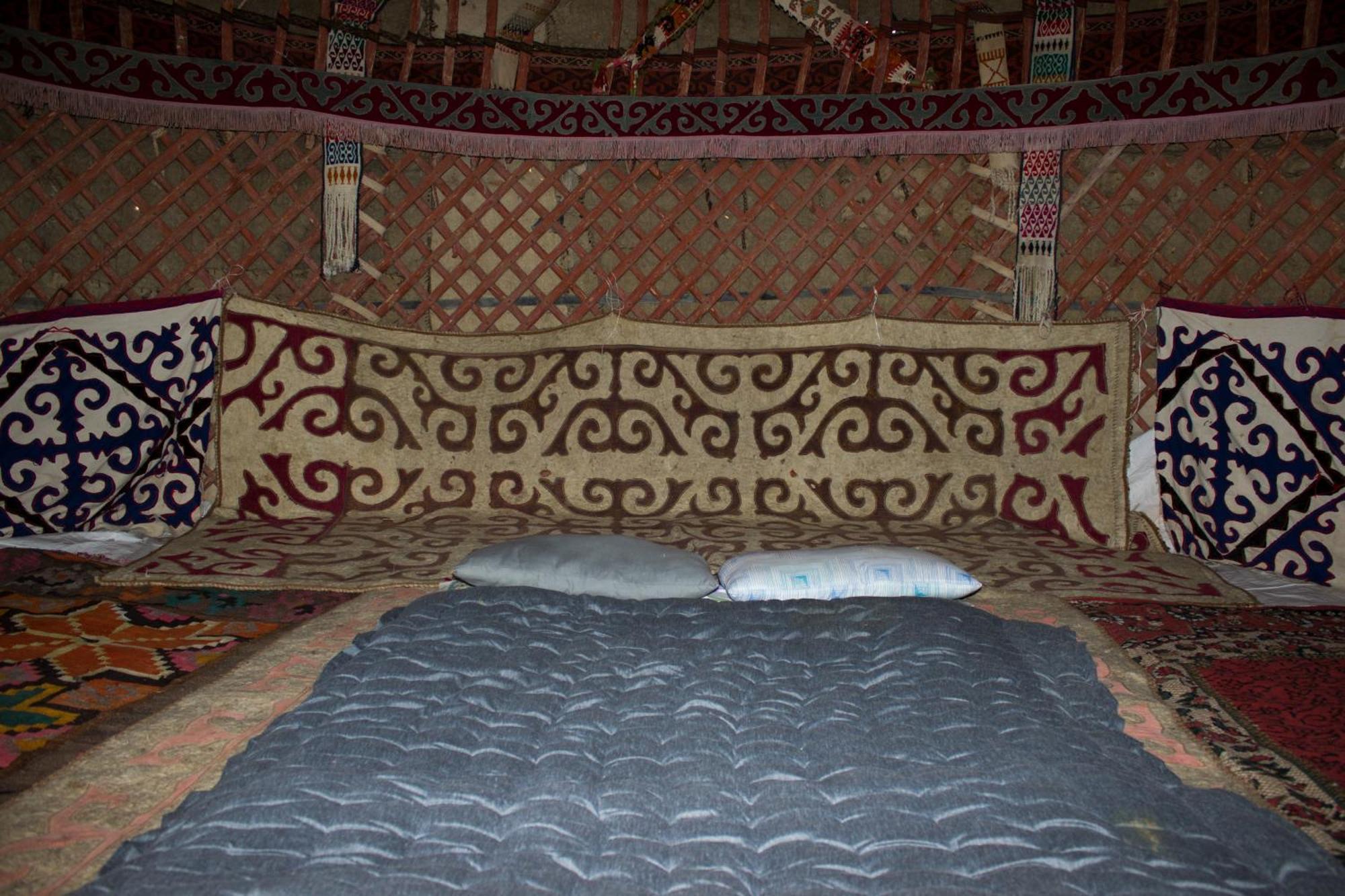 Authentic Uzbek Yurt Camp Eco-Friendly Hotel Nurota Exterior photo